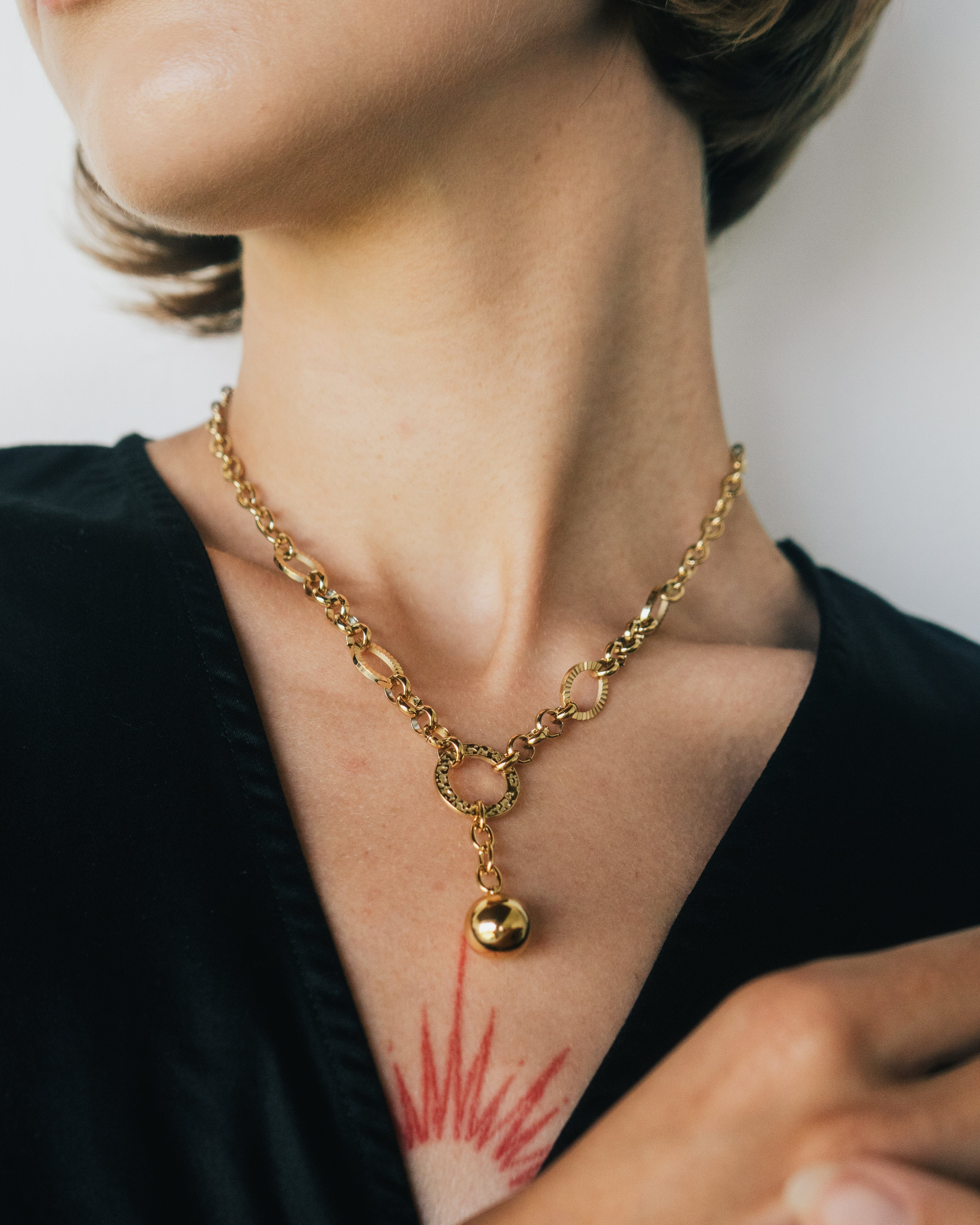Gold drop Necklace - E3K