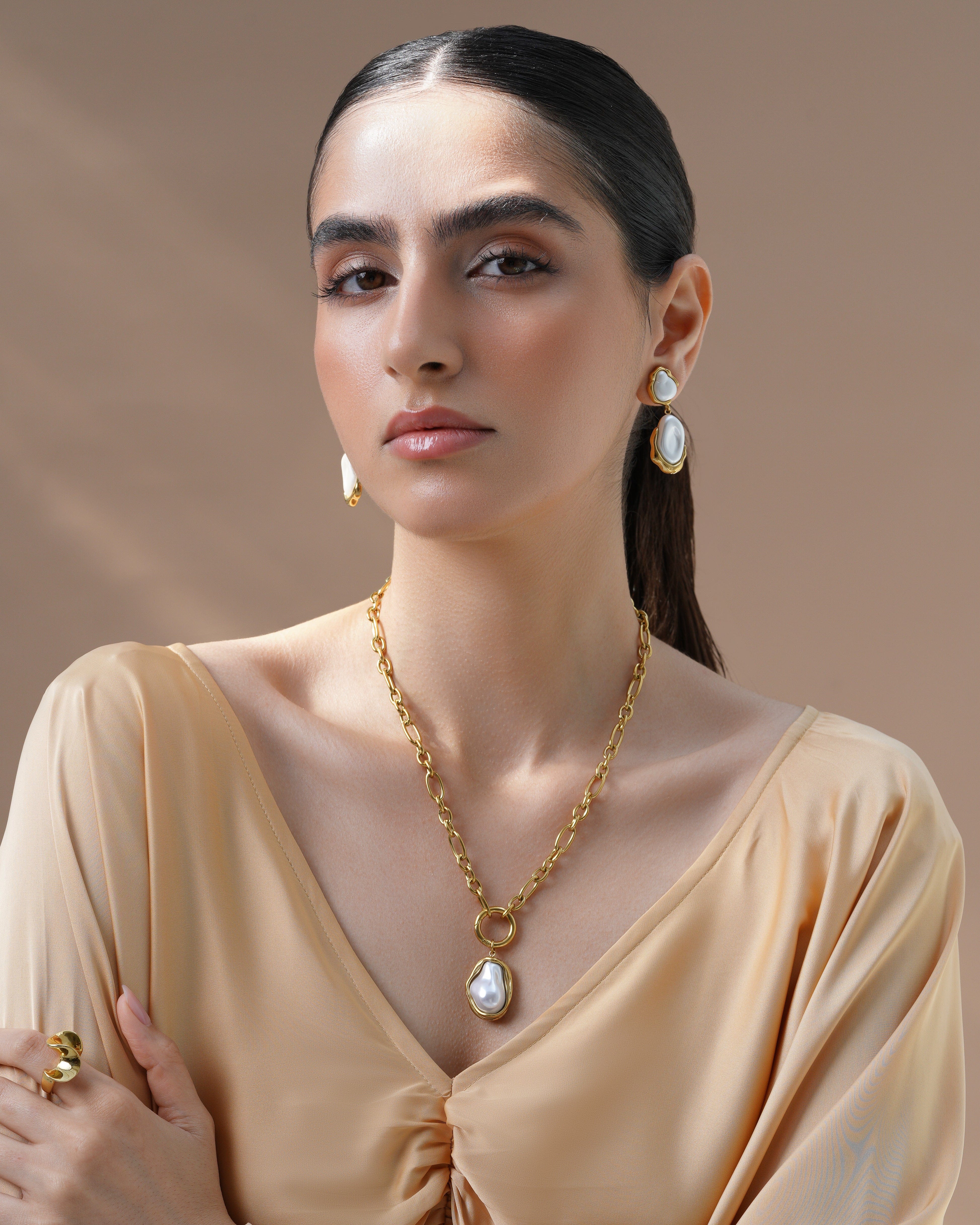 Pearl Crest Necklace - E3K